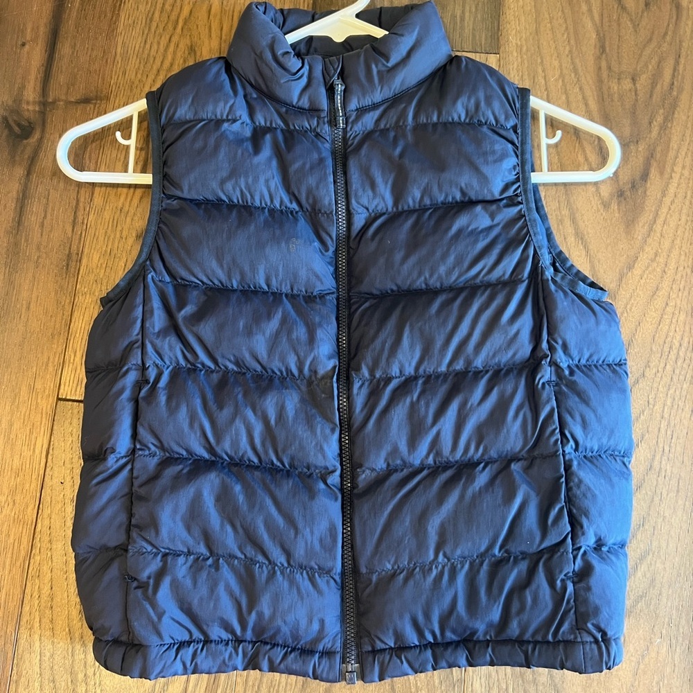 Uniqlo Girls Navy Blue Puffer Vest 7/8
